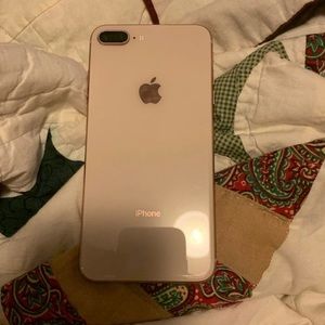 iPhone 8 Plus 64gb it’s unlocked
